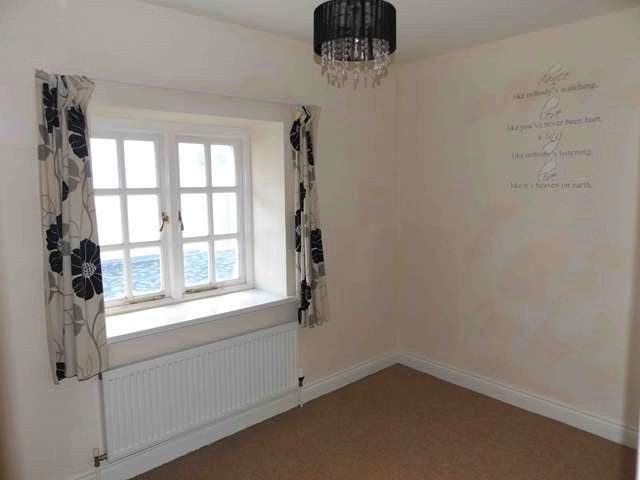  Image of 2 Bedroom Terraced for sale at Petitor Road  Torquay, TQ1 4QA